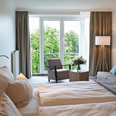 Quality Hotel Липщат Екстериор снимка