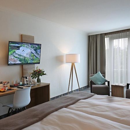 Quality Hotel Липщат Екстериор снимка