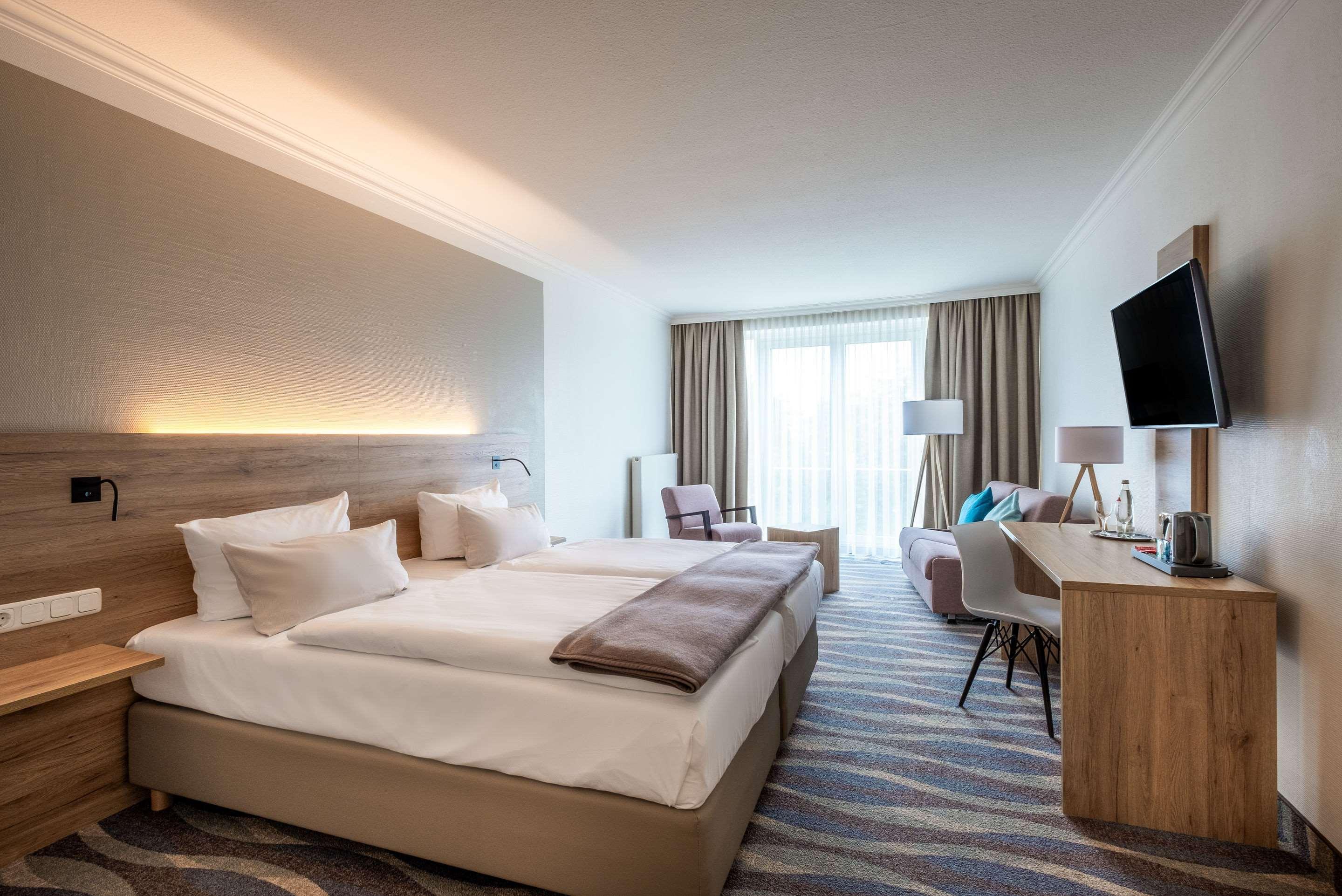 Quality Hotel Липщат Екстериор снимка