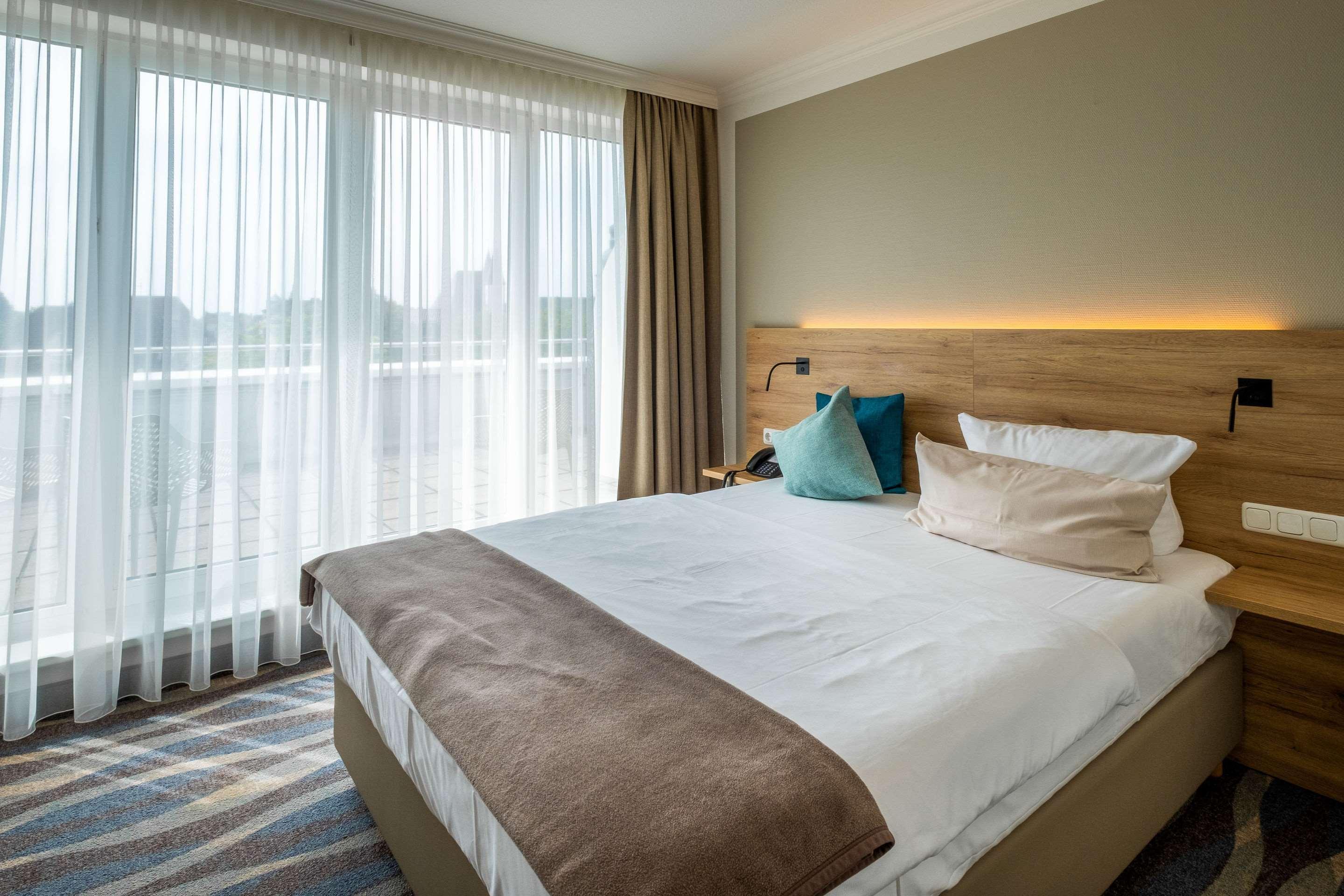 Quality Hotel Липщат Екстериор снимка