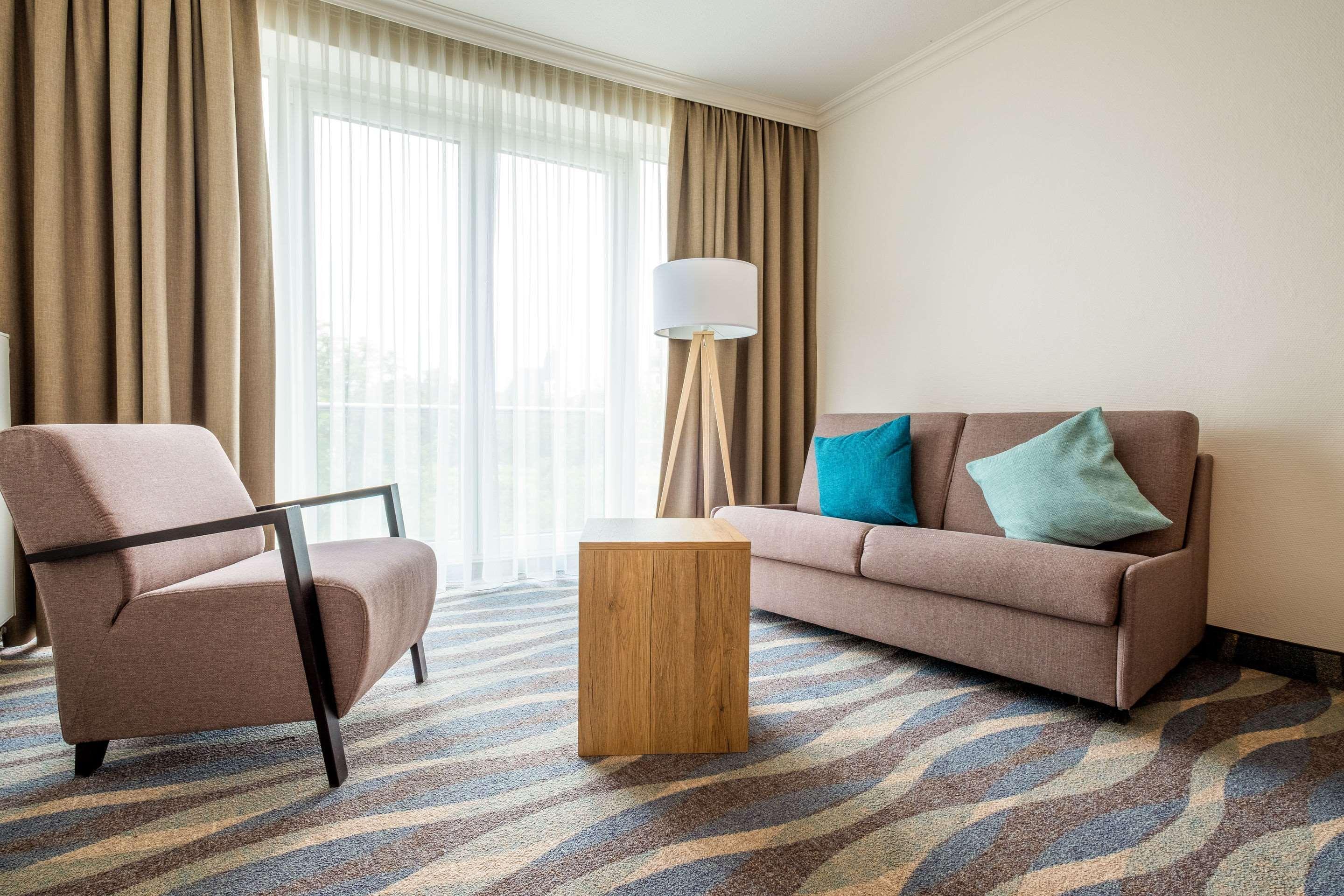 Quality Hotel Липщат Екстериор снимка