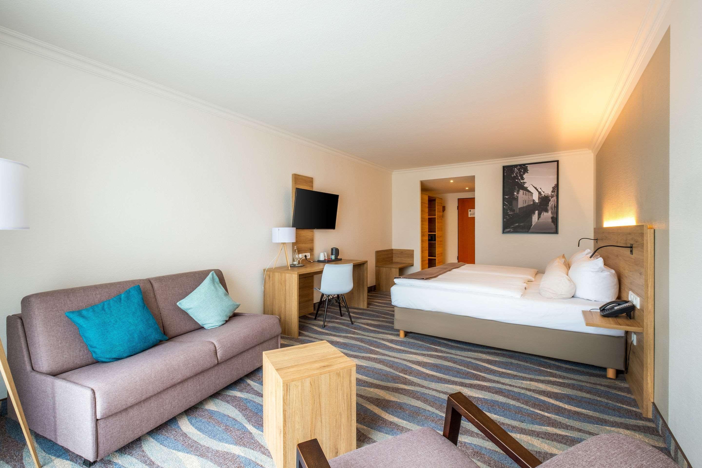 Quality Hotel Липщат Екстериор снимка