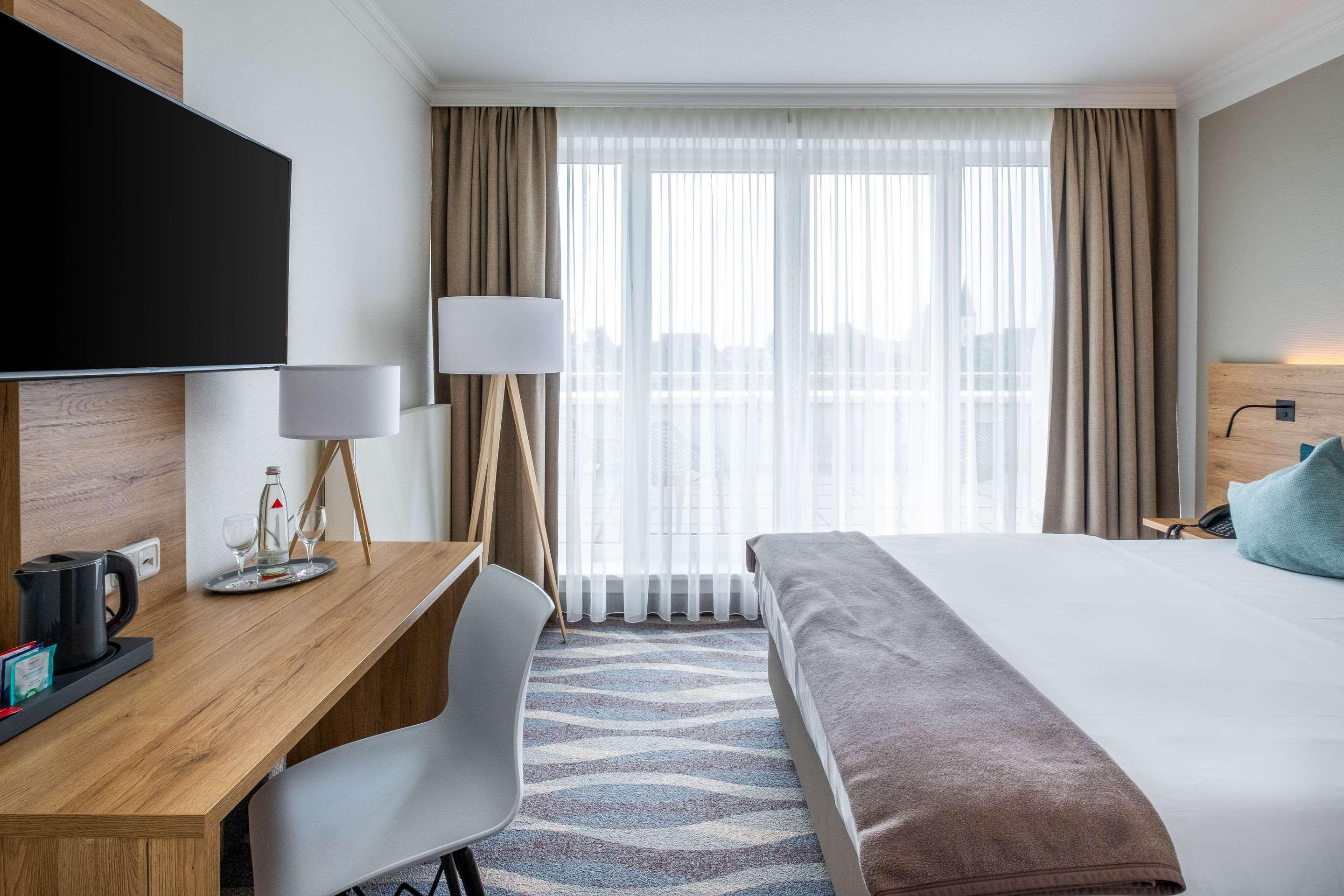 Quality Hotel Липщат Екстериор снимка