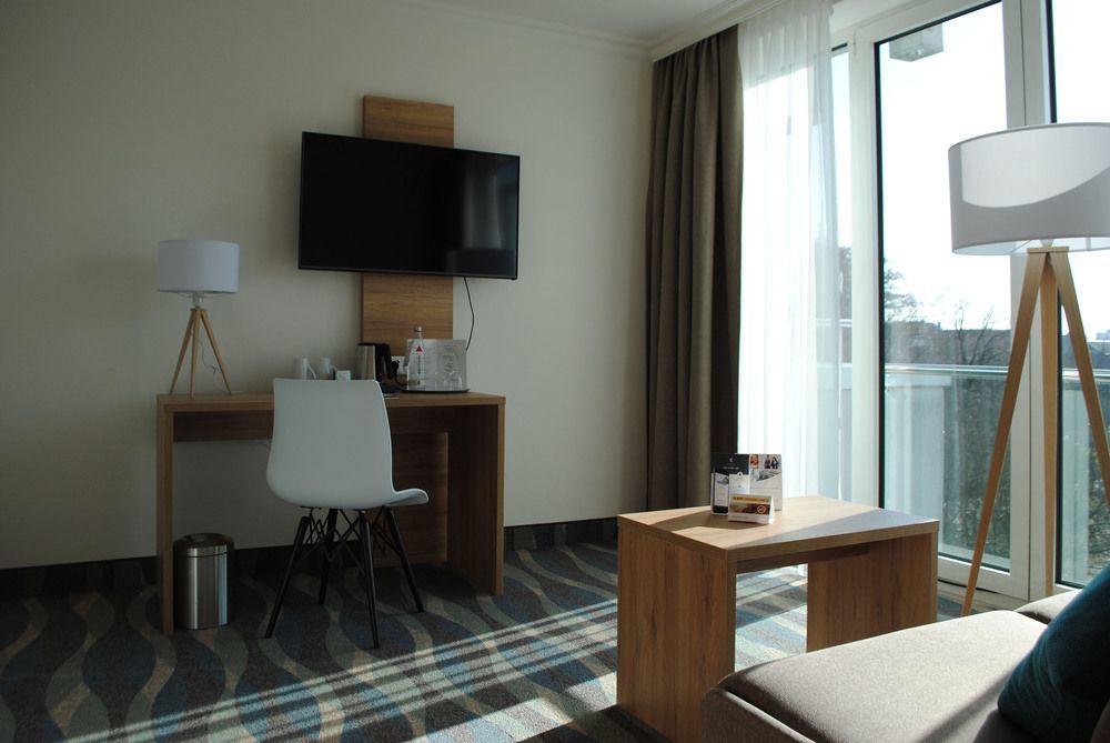 Quality Hotel Липщат Екстериор снимка
