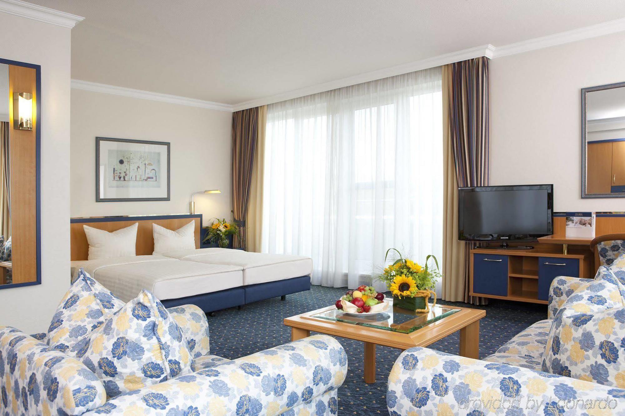 Quality Hotel Липщат Стая снимка